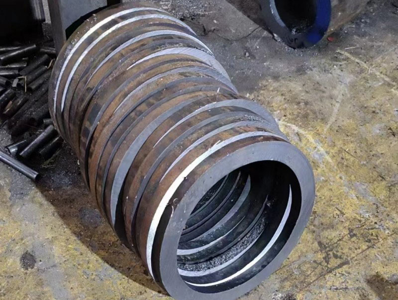 江城30CrMo无缝钢管切割
